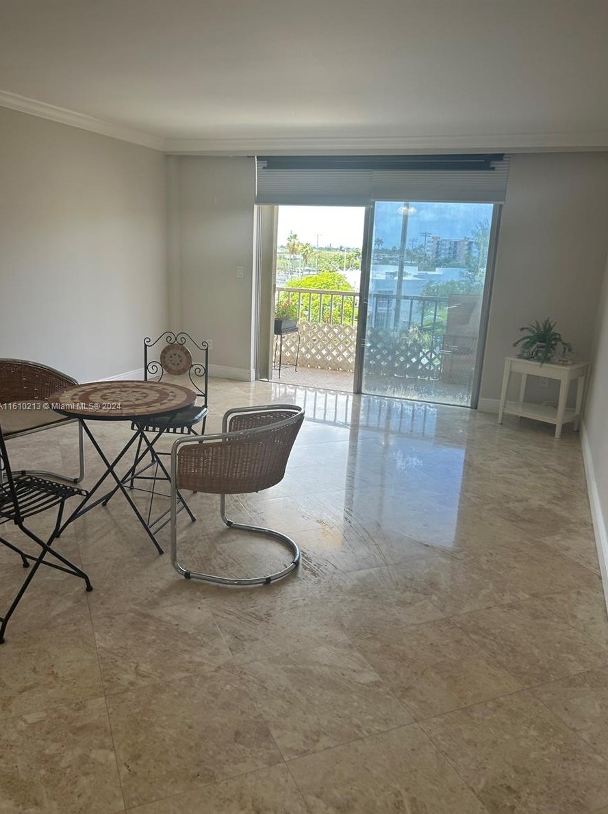 16400 Ne 17th Ave #607, Miami, FL 33162