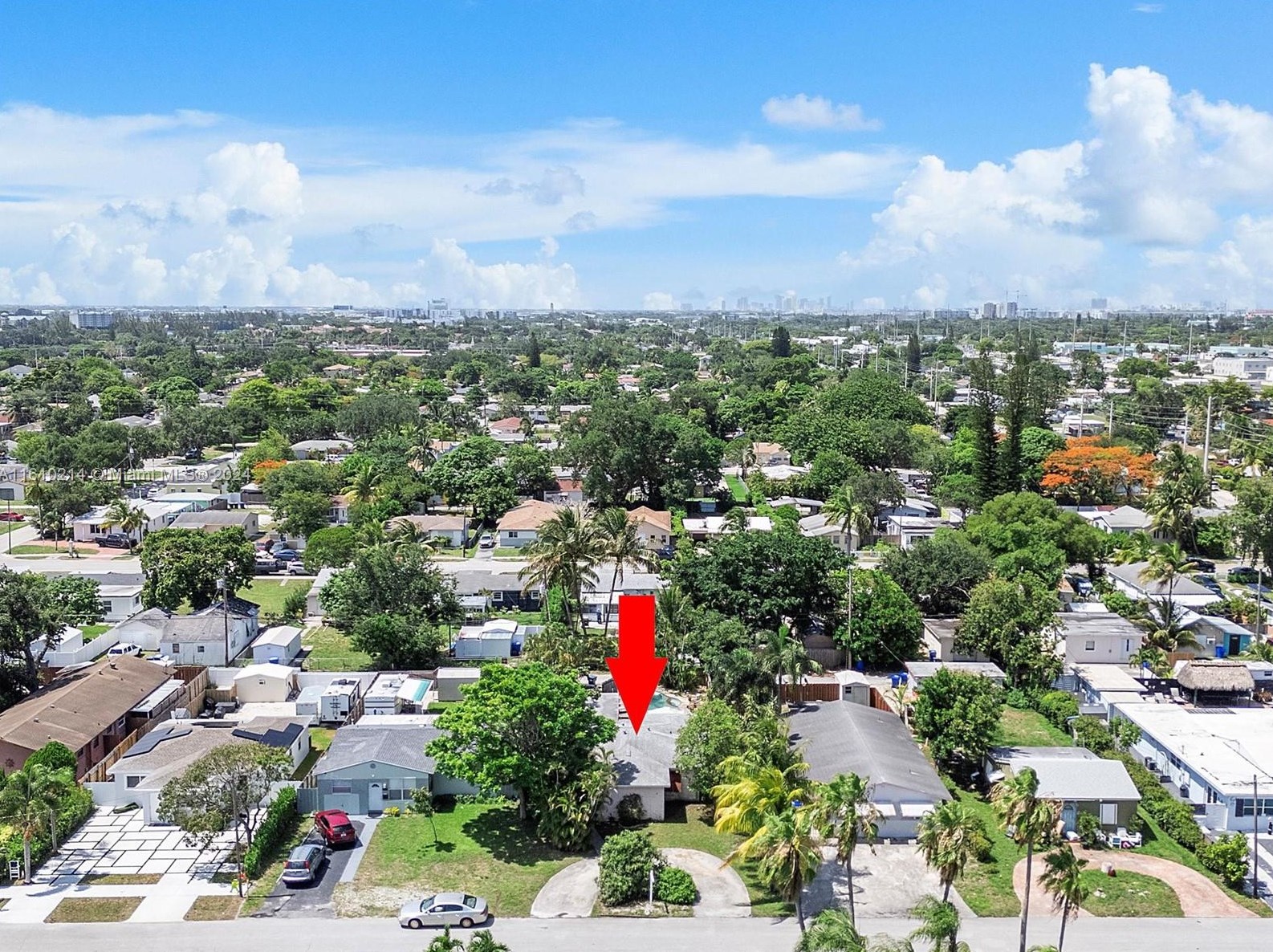 2227 Roosevelt St, Hollywood, FL 33020