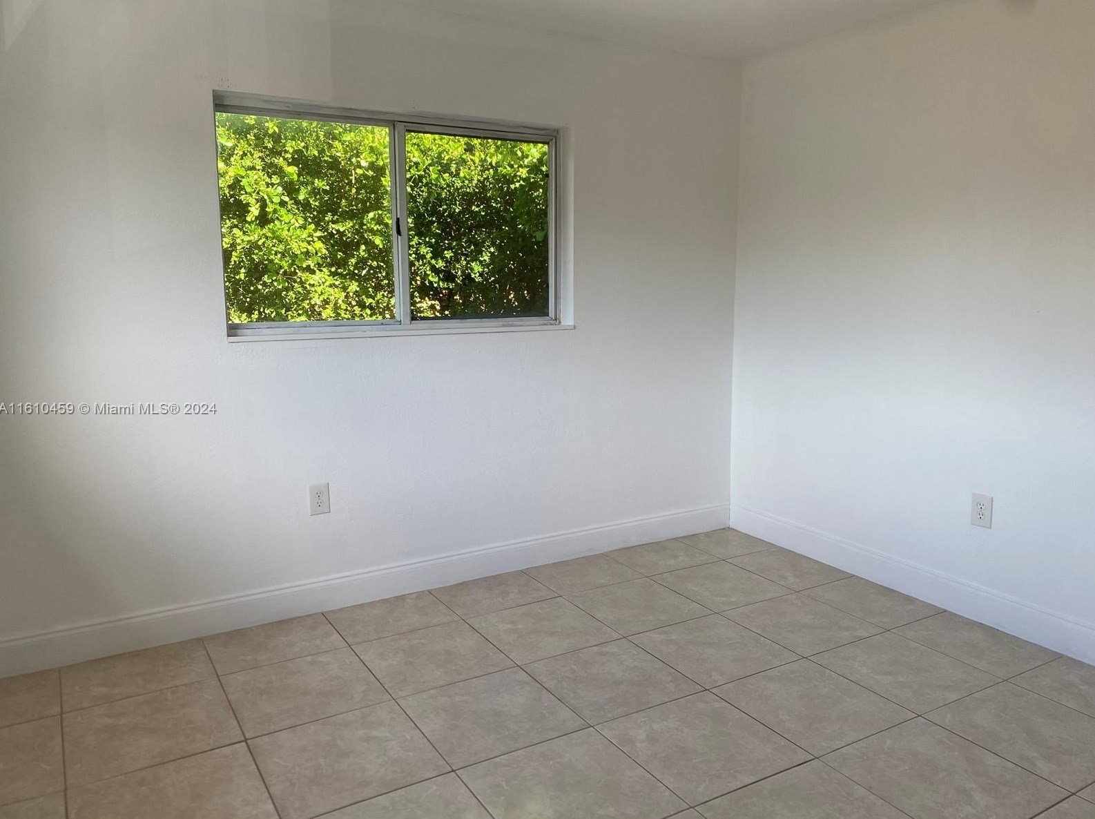 14910 82nd Ter, Miami FL 33193-1491 exterior