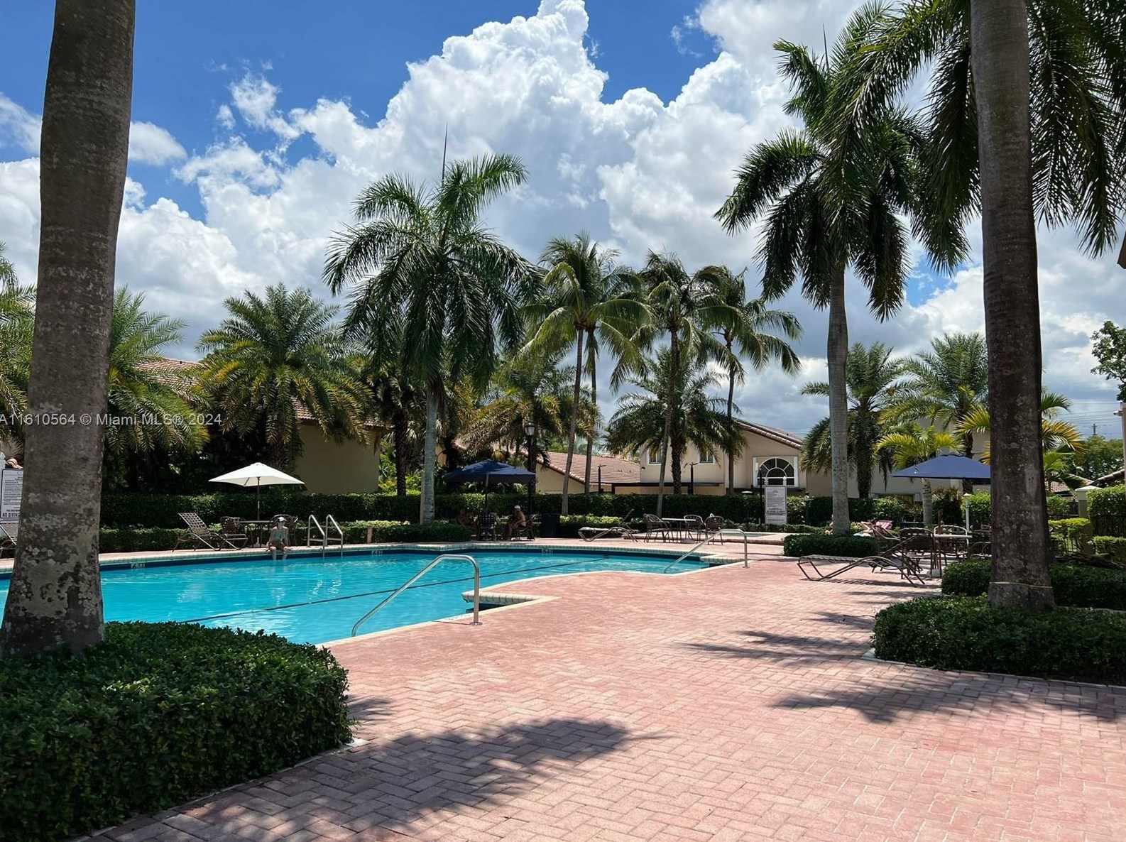 5096 Nw 113th Pl, Miami, FL 33178