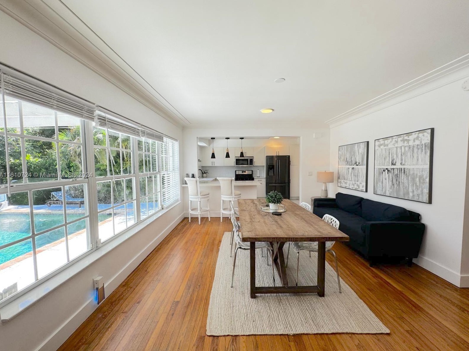 560 107 St, Miami FL 33156-4162 exterior