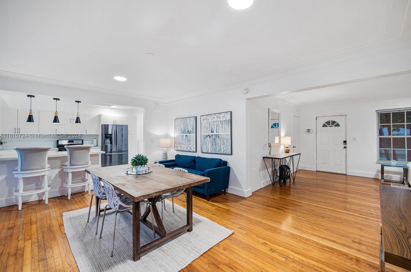 560 107 St, Miami FL 33156-4162 exterior