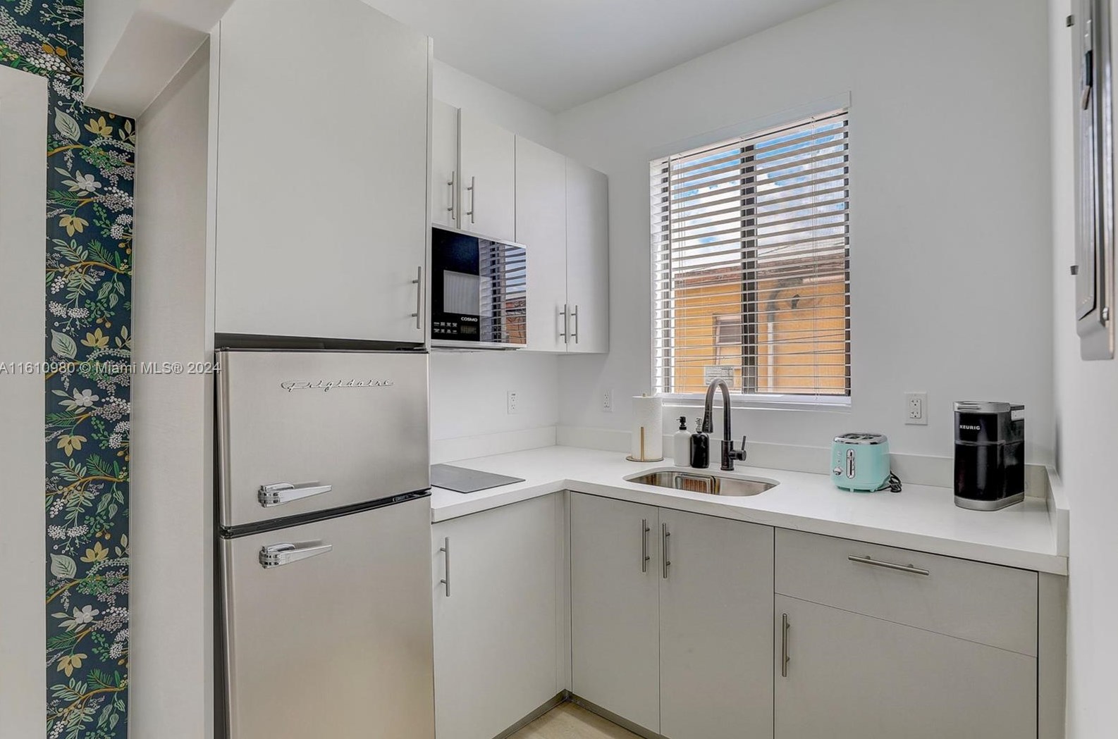 1553 Sw 7th St #10, Miami, FL 33135