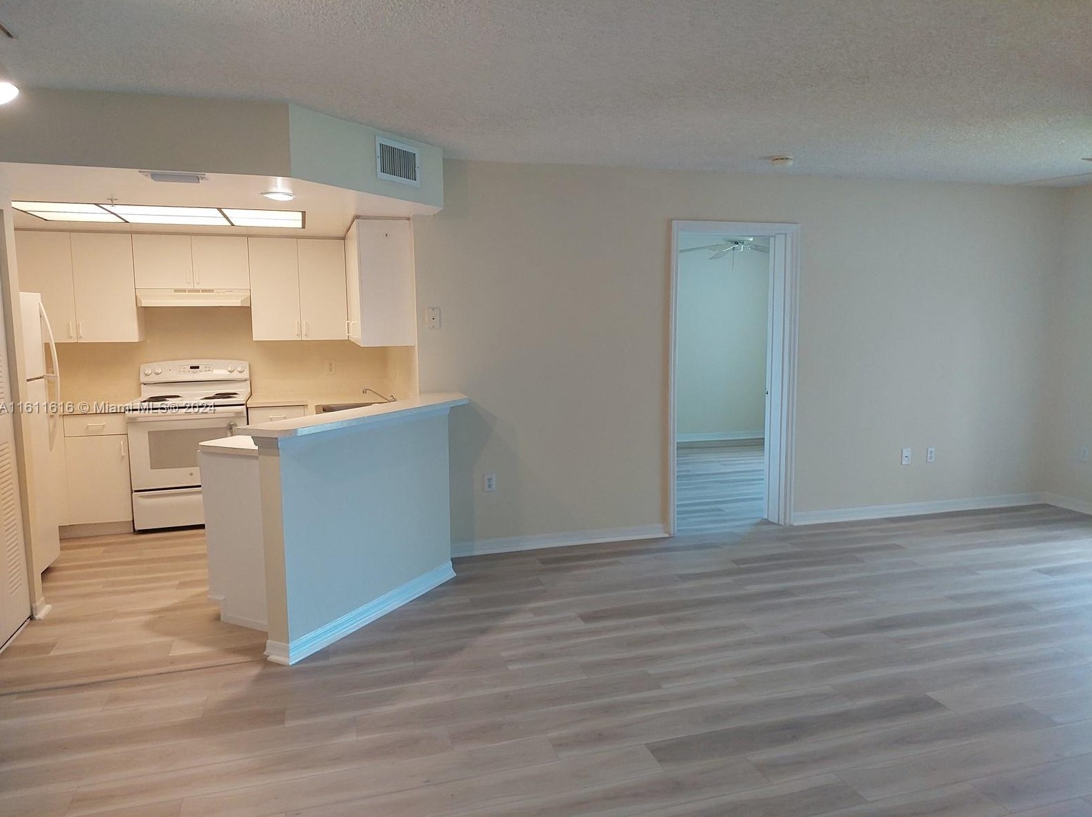 4149 N Haverhill Rd #1616, West Palm Beach, FL 33417