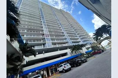 7601 E Treasure Dr, North Bay Village, FL 33141 - Photo 10