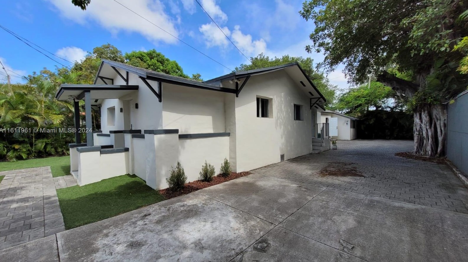 228 Nw 35th St #., Miami, FL 33127