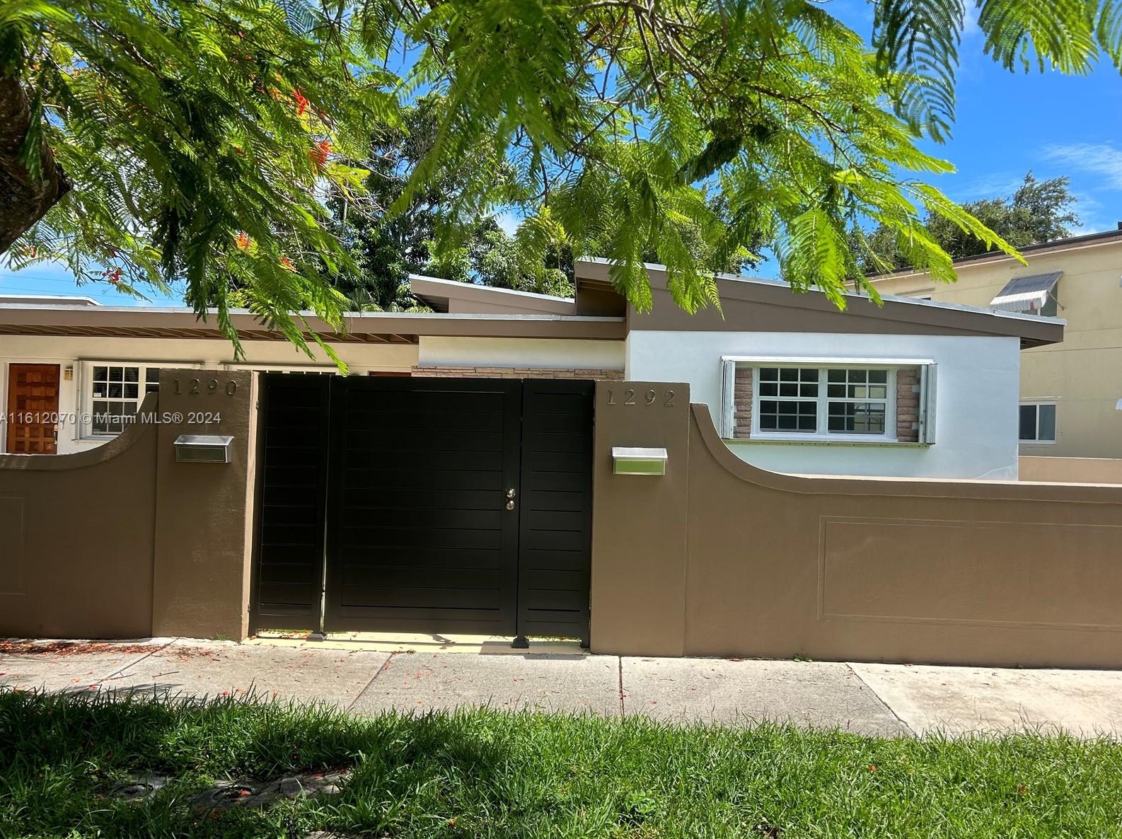 1290 Sw 23rd St #2, Miami, FL 33145