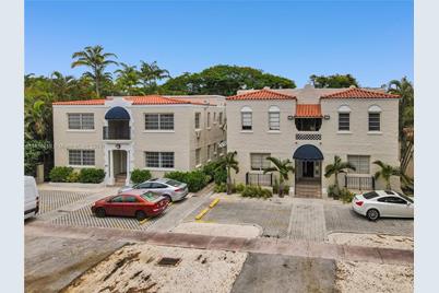 935 Catalonia Ave #10, Coral Gables, FL 33134 - Photo 1