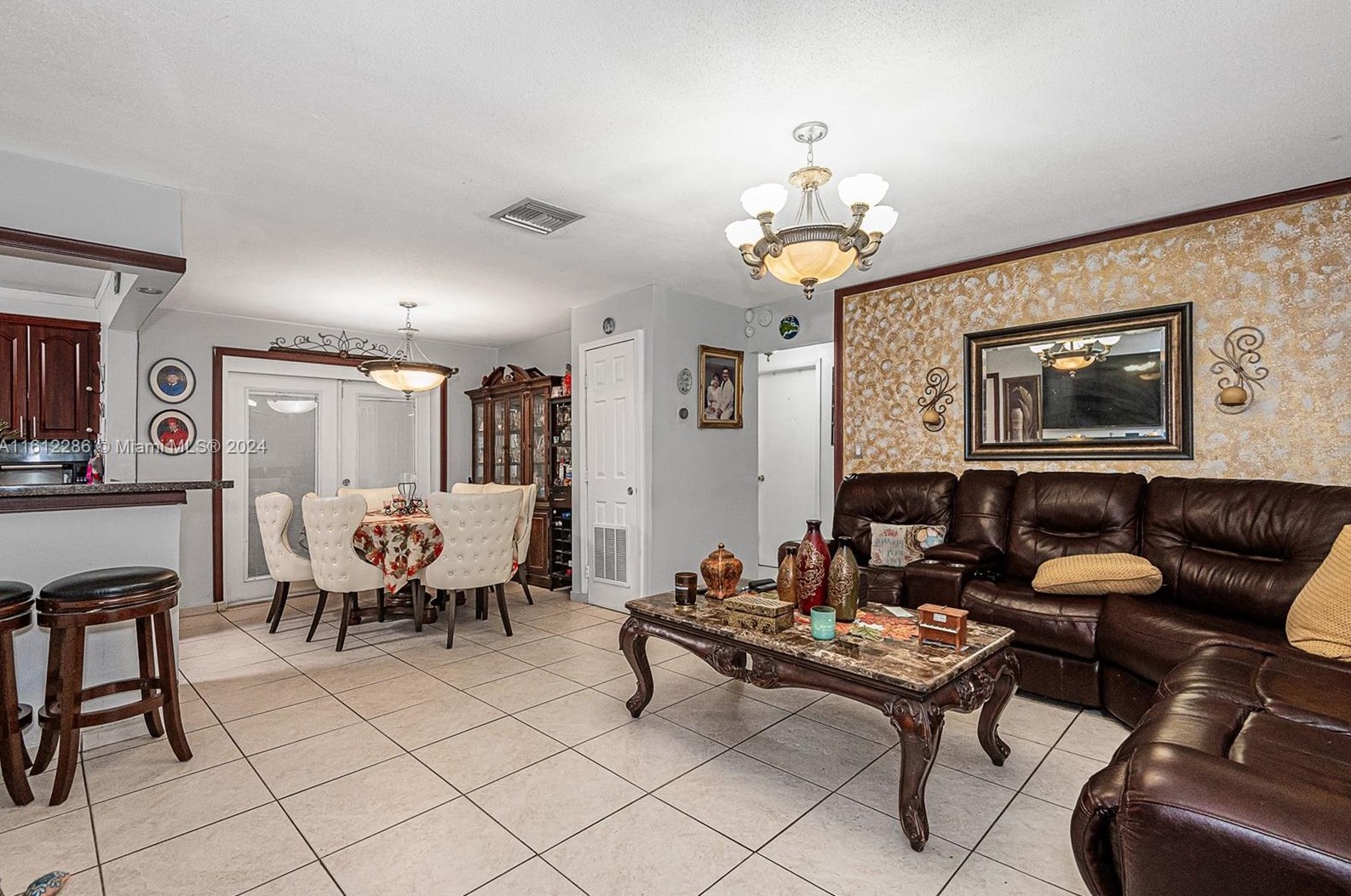 7711 Nw 30th St, Hollywood, FL 33024