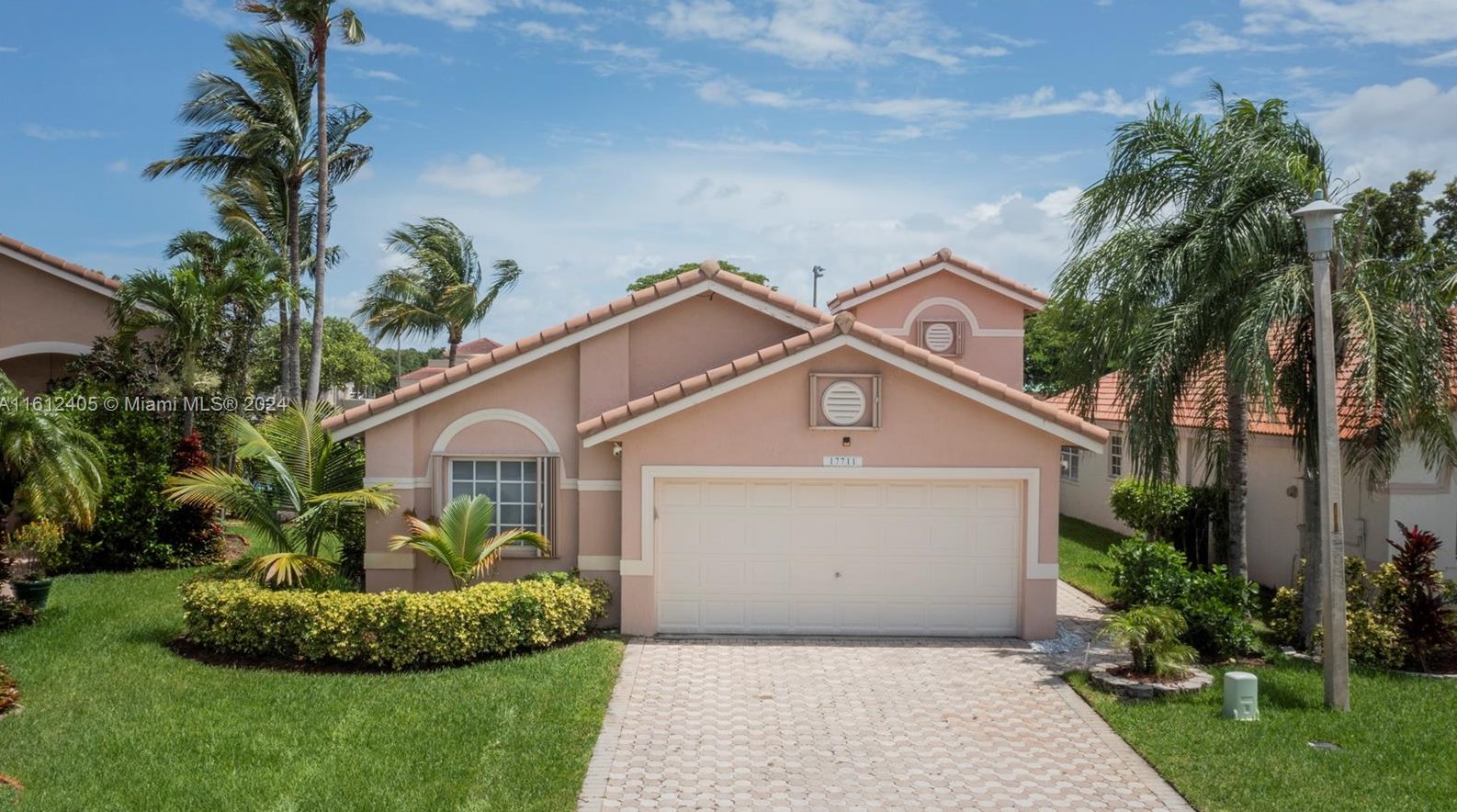 17711 Sw 4th Ct, Hollywood, FL 33029