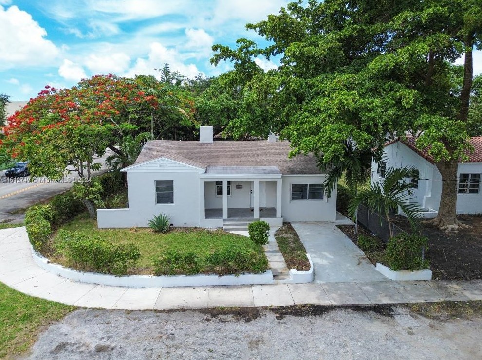 1400 19th St, Miami, FL 33145-2824