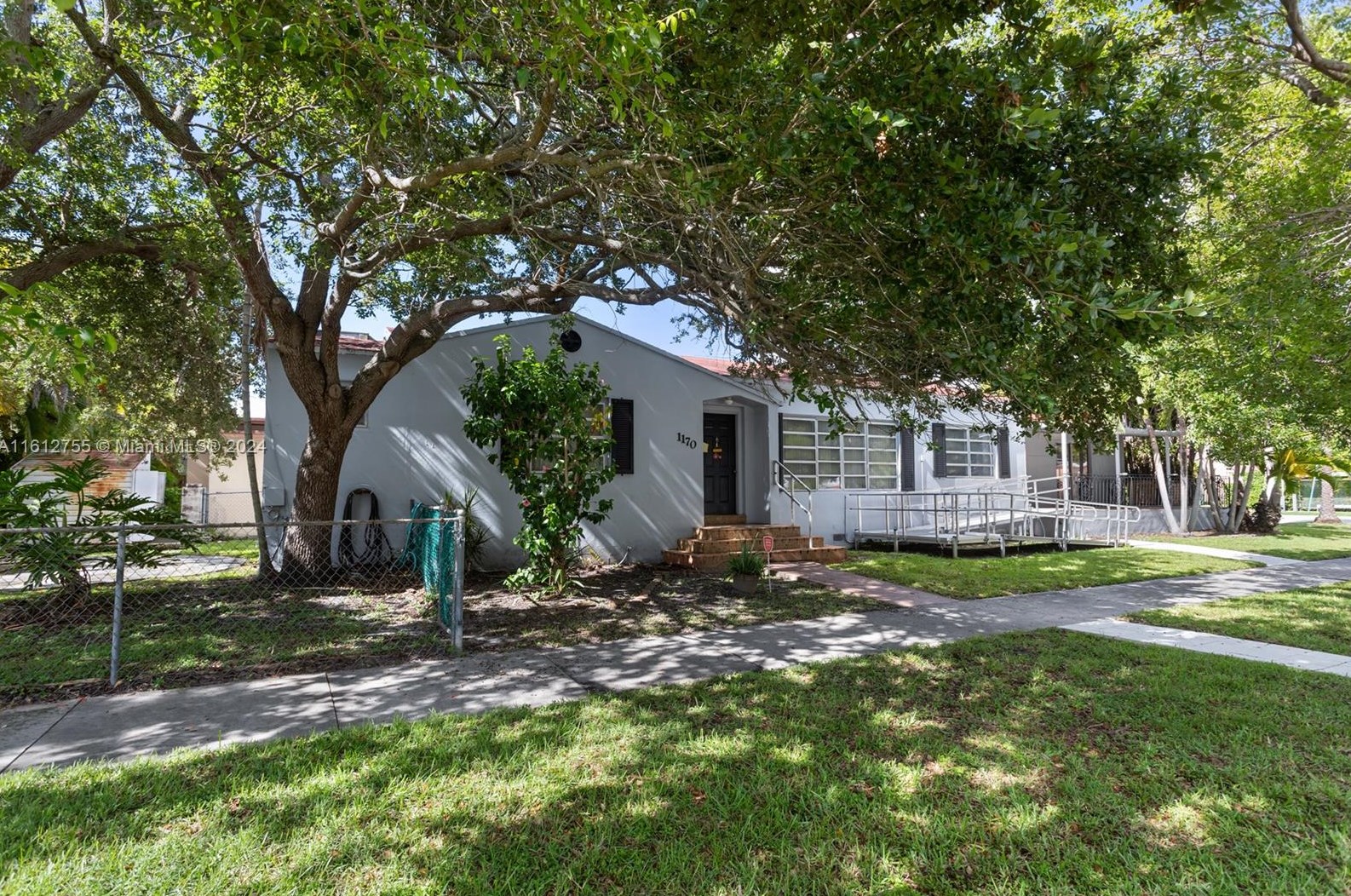 1170 18th St, Miami, FL 33129-2536