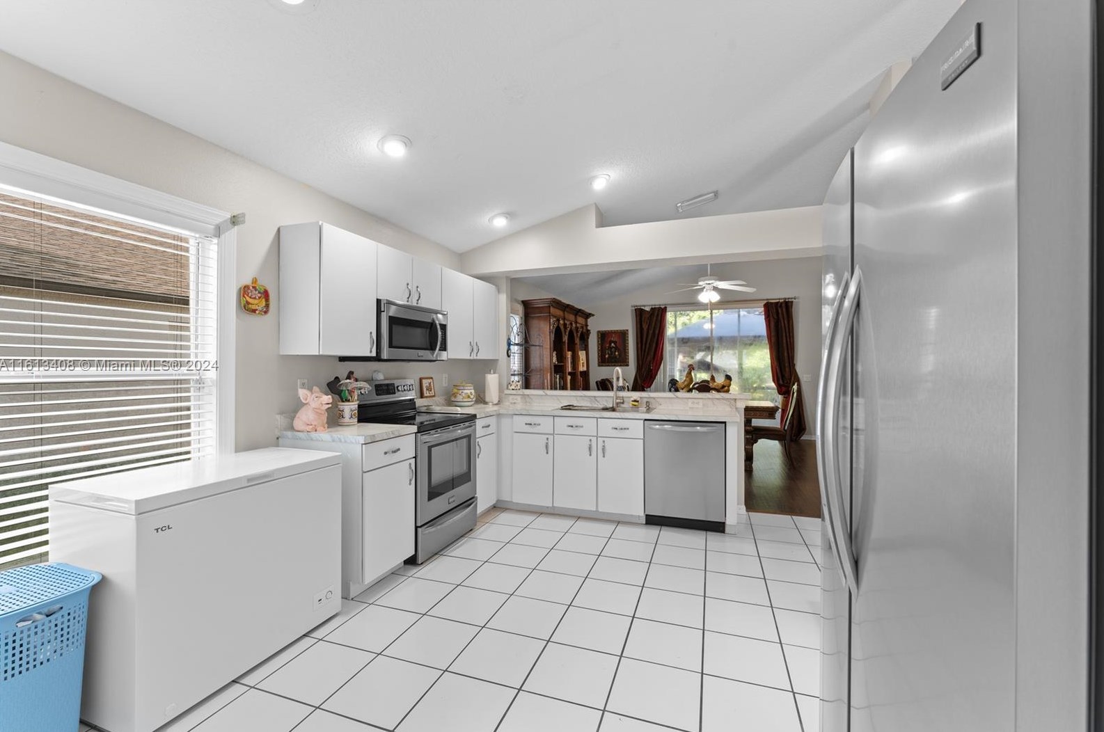 3861 Bellewater Blvd, Riverview FL  33578-3101 exterior