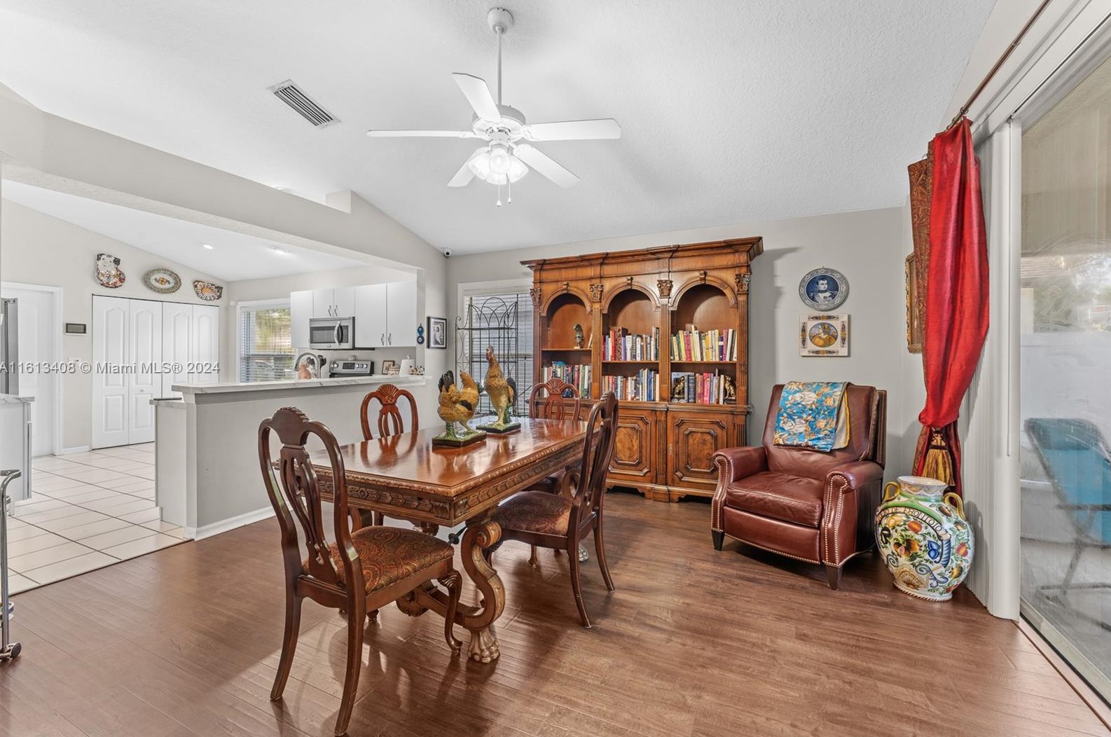 3861 Bellewater Blvd, Riverview FL  33578-3101 exterior