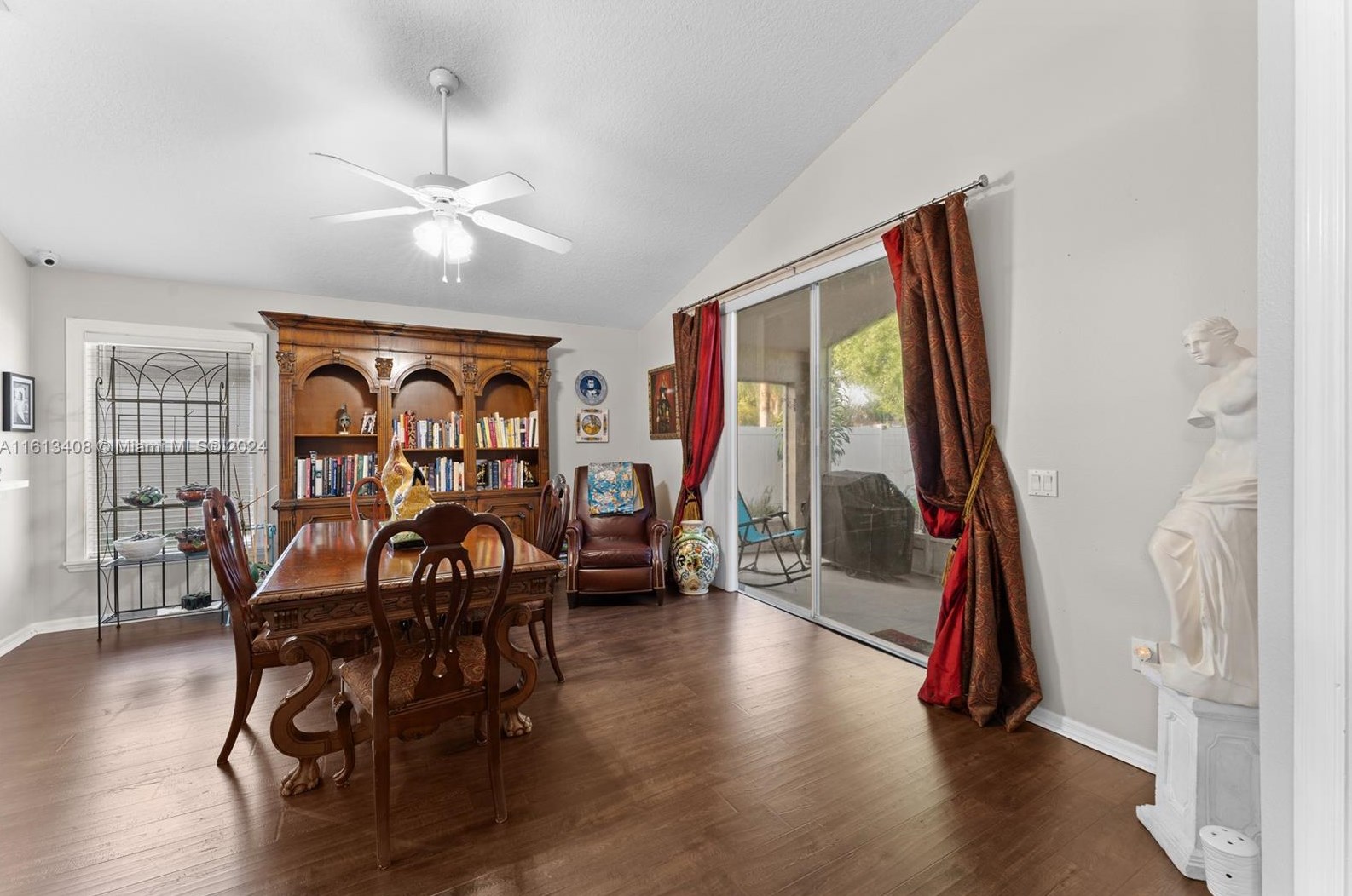 3861 Bellewater Blvd, Riverview FL  33578-3101 exterior