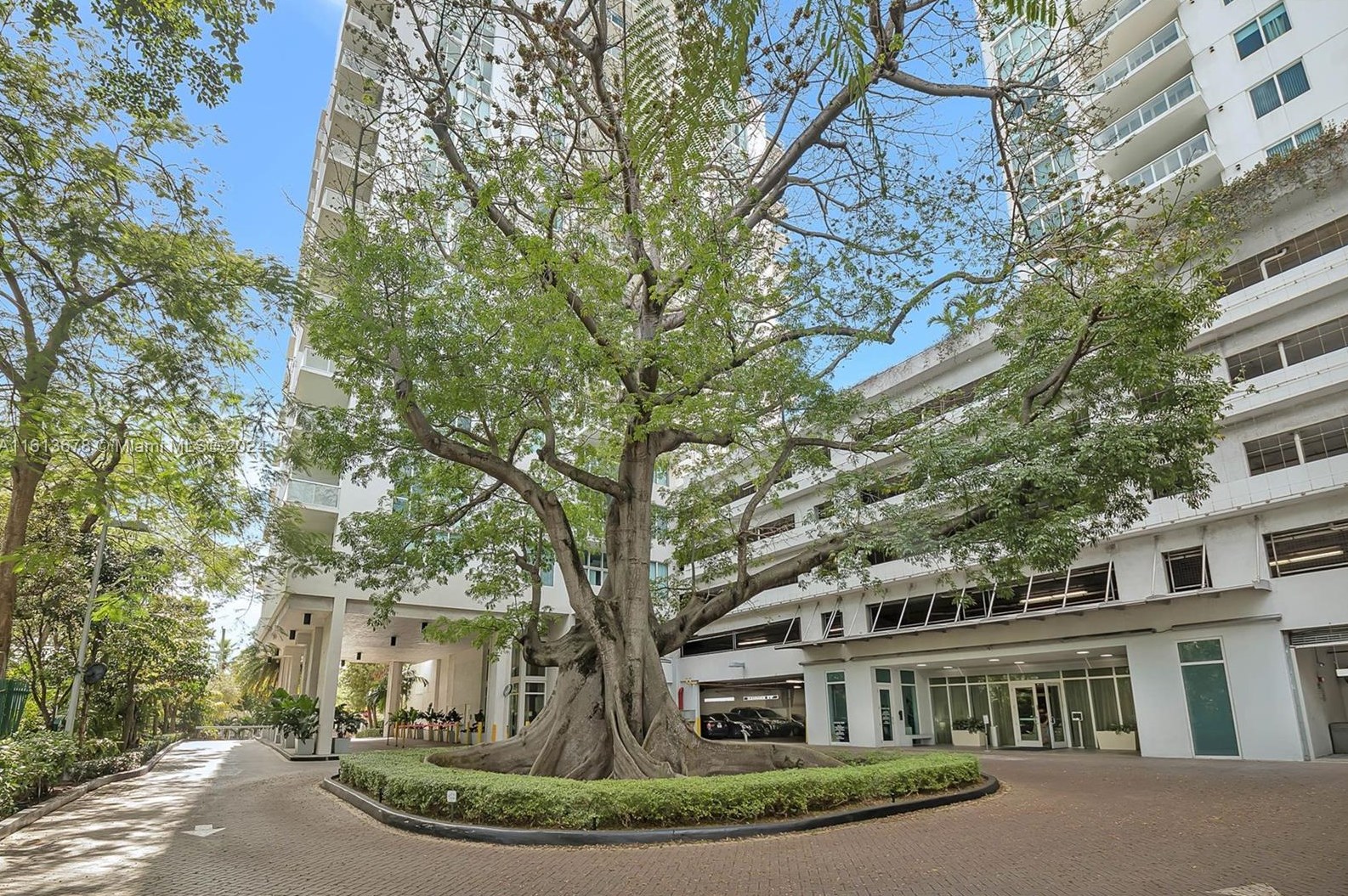 1861 River Dr, Miami FL exterior