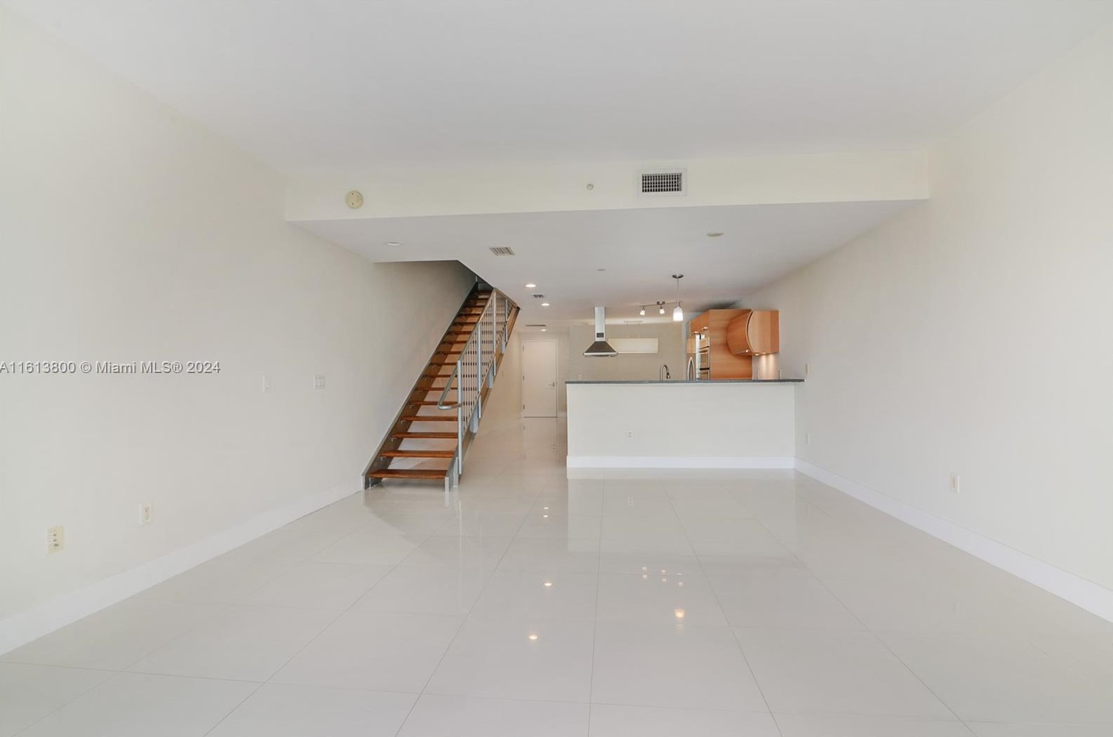 2950 Ne 188th St Apt 343, Miami, FL 33180