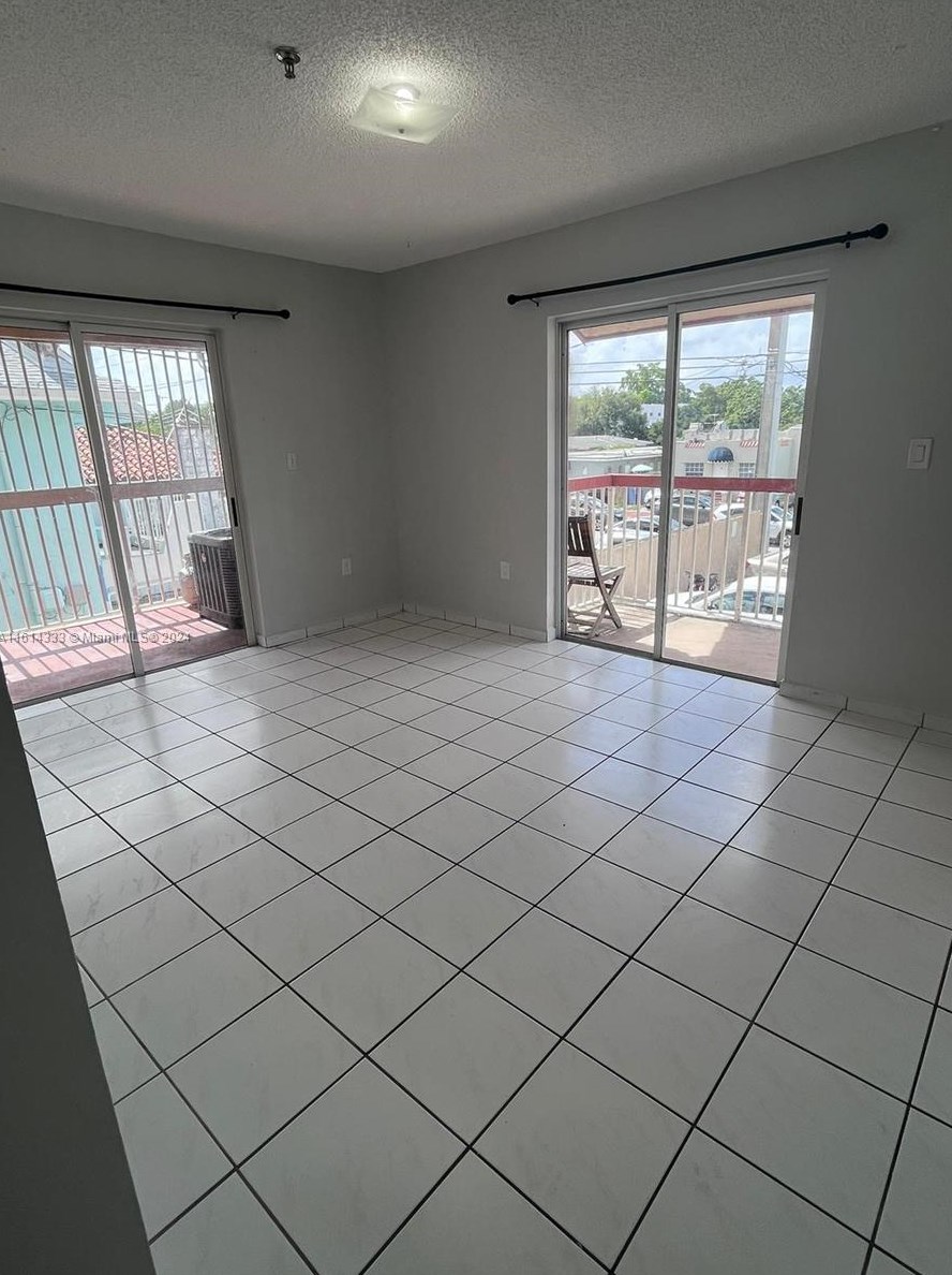 1699 Sw 7th St #205, Miami, FL 33135