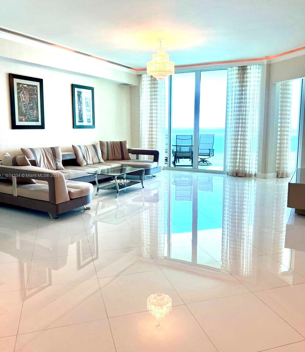 16051 Collins Ave #3001, Miami Beach, FL 33160