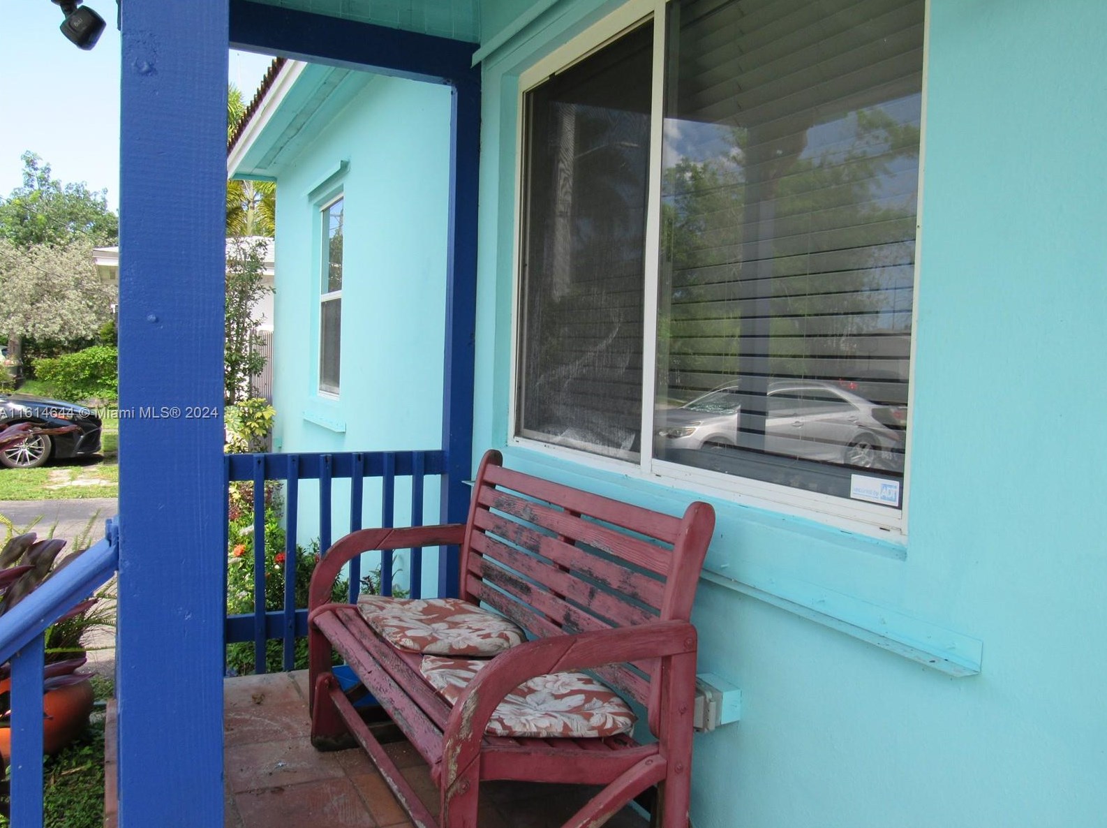 2226 Arthur St, Hollywood FL  33020-3038 exterior