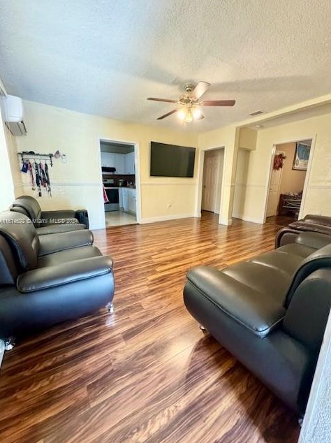 2331 64th St, Miami, FL 33147-7754