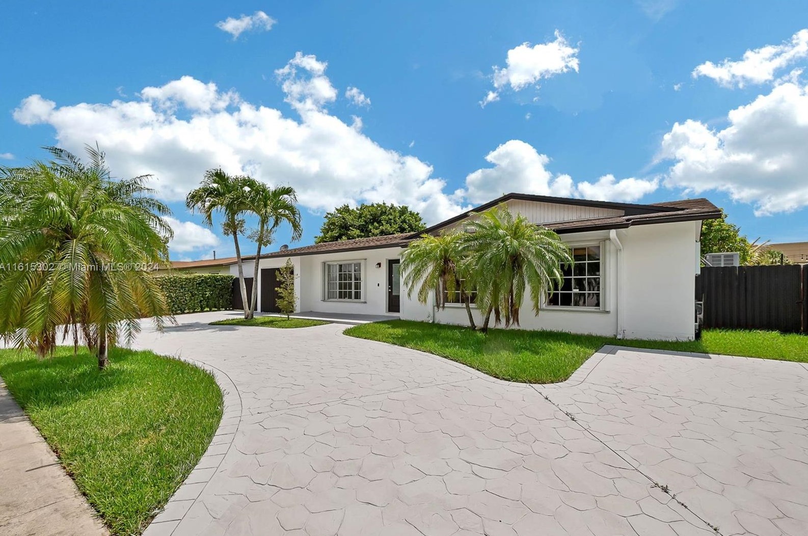 11775 Sw 119th Pl, Miami, FL 33186