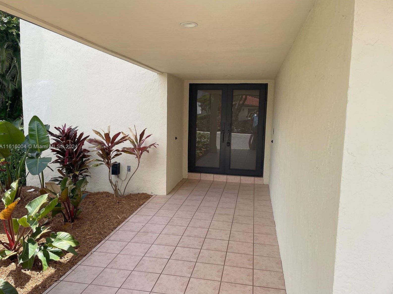 3656 Sw 57th Ave, Miami, FL 33155