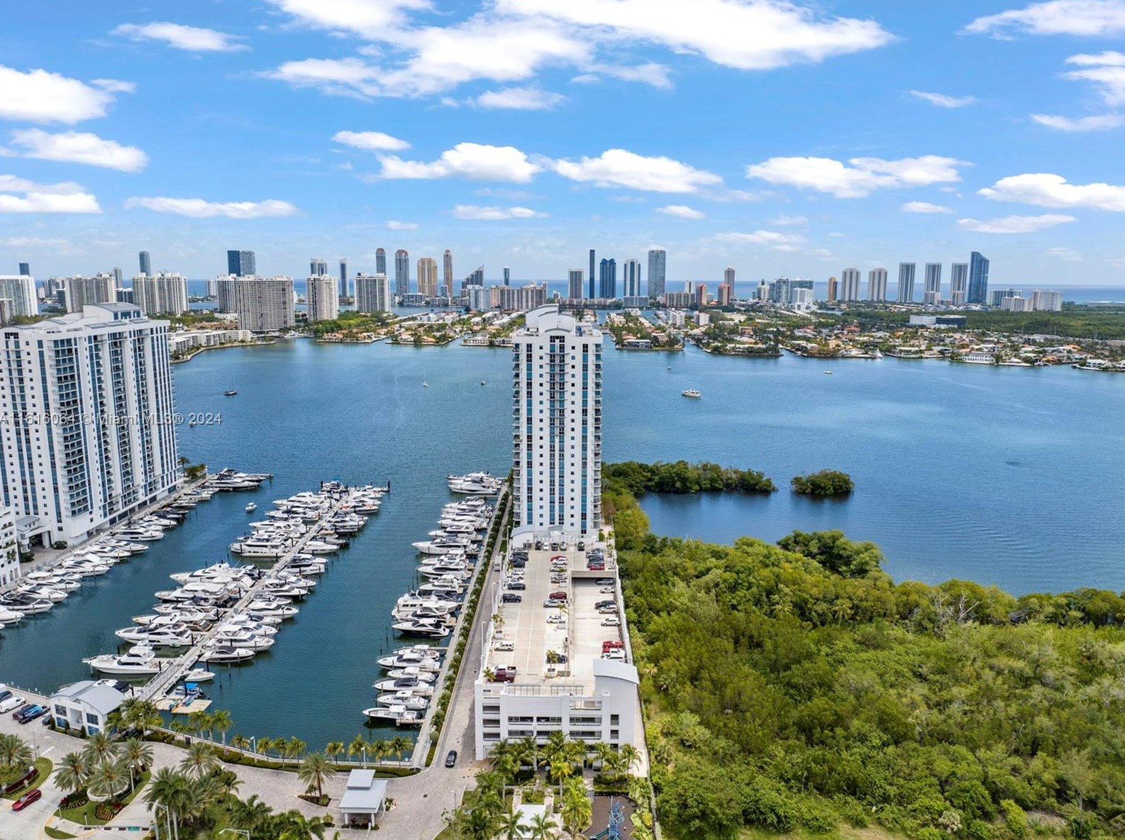 17111 Biscayne Blvd, Miami FL 33160 exterior