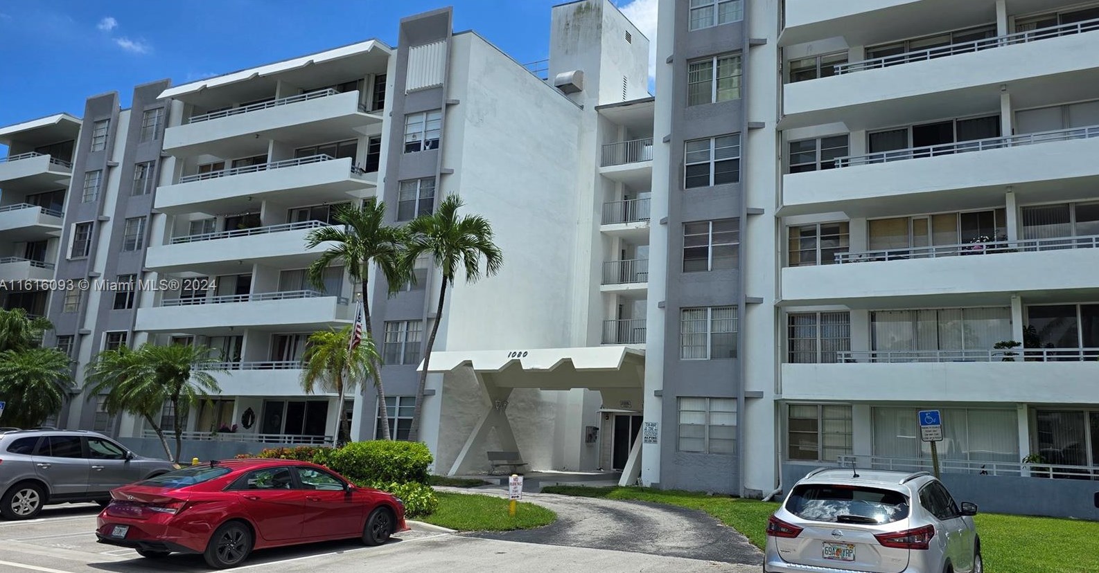 1080 94th St #106, Miami, FL 33154