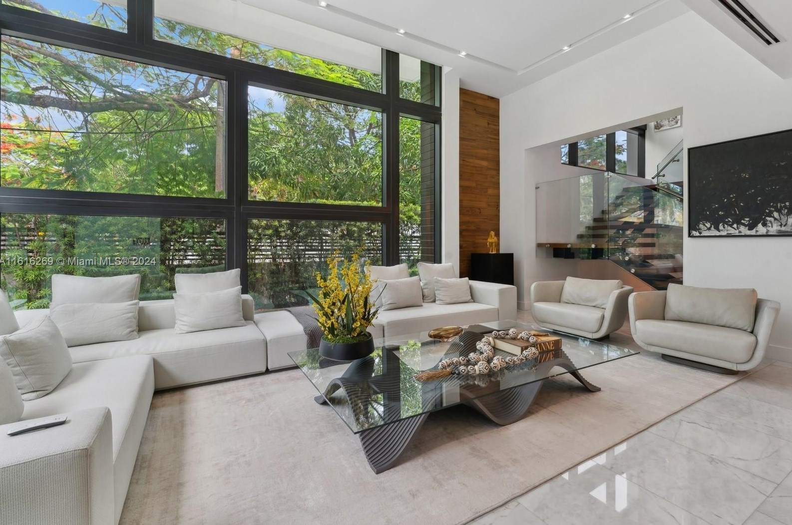 1840 Miami Ave, Miami FL  33129-1513 exterior