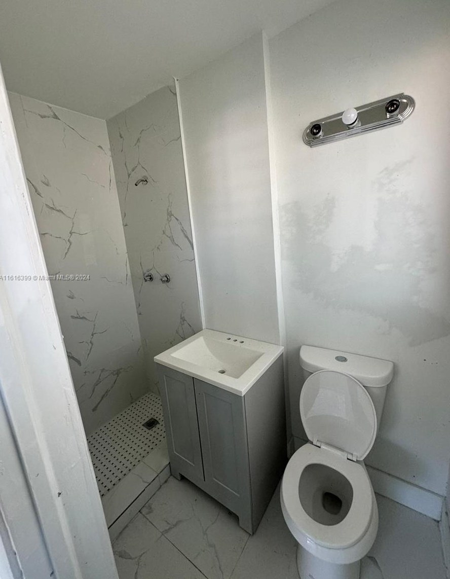 6460 Sw 27th St, Hollywood, FL 33023