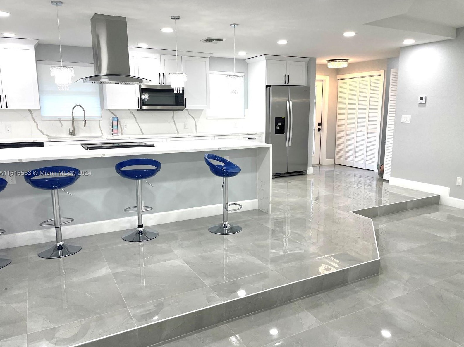 1280 W Camino Real, Boca Raton, FL 33486