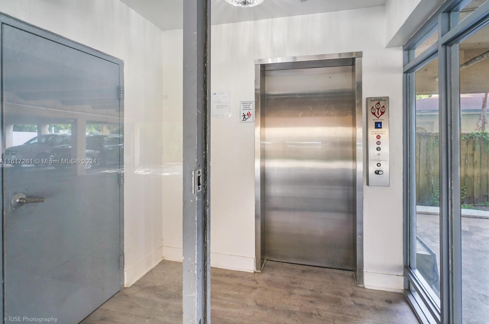 12215 W Dixie Hwy #204, Miami, FL 33161