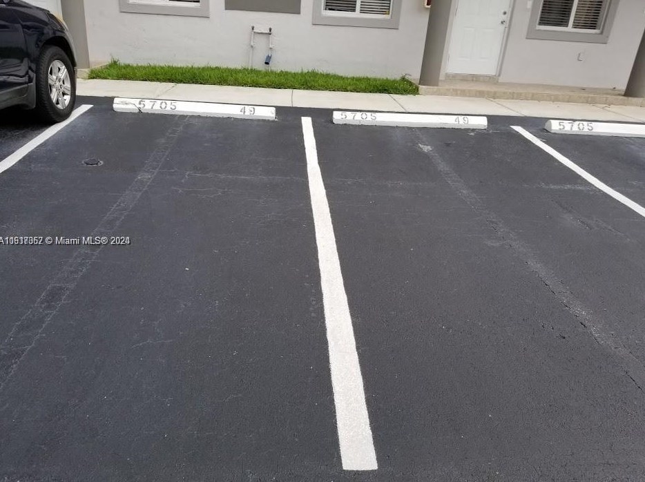 5705 109th Ave, Miami, FL 33178-3995