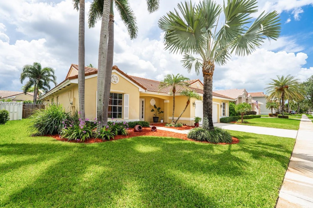 333 Sw 187th Terrace, Hollywood, FL 33029