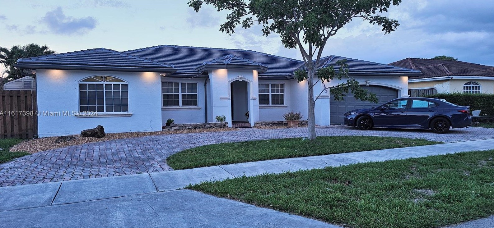 15382 Sw 172nd Ter, Miami, FL 33187