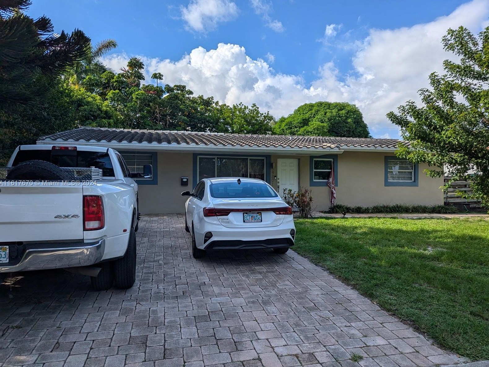 4201 Arthur St, Hollywood, FL 33021