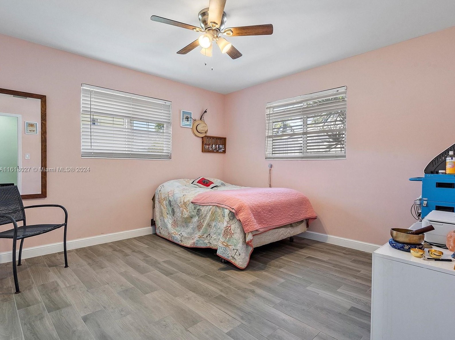 1426 Arthur St, Hollywood FL  33020-3743 exterior