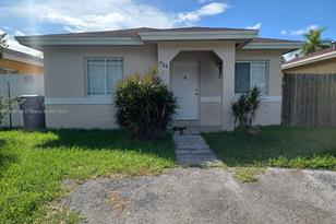 934 SW 8th Pl, Florida City, FL 33034 - Photo 1