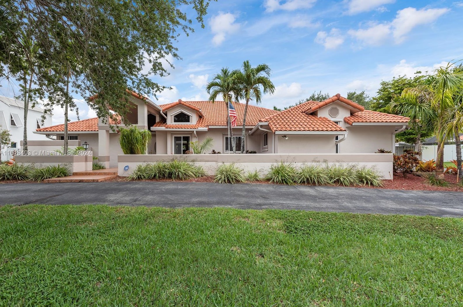 8264 Sw 179th Ter, Miami, FL 33157
