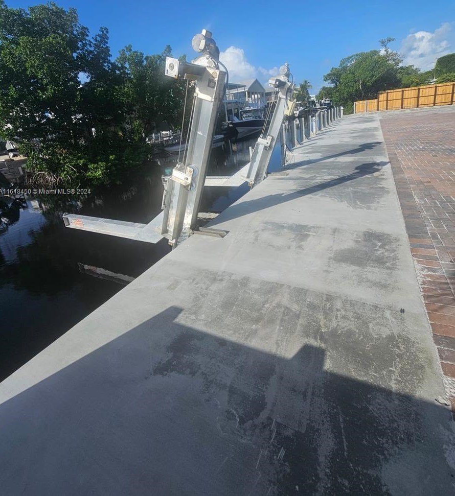 68650 Overseas #2, Conch Key, FL 33001