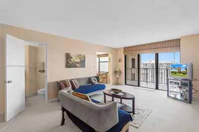 18181 NE 31st Ct #2202, Aventura, FL 33160 - Photo 10