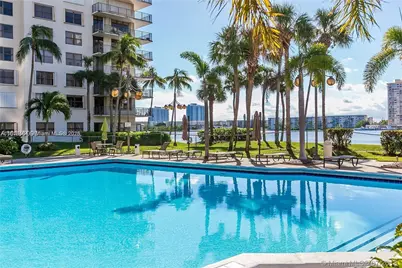 18181 NE 31st Ct #2202, Aventura, FL 33160 - Photo 22
