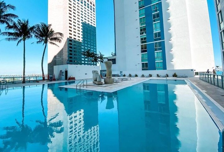 335 S Biscayne Blvd #4106, Miami, FL 33131