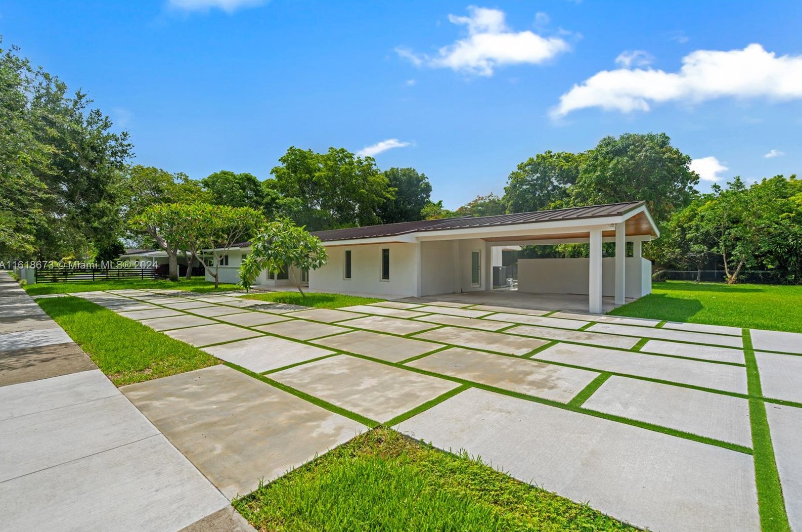 7000 Sw 124th St, Miami, FL 33156