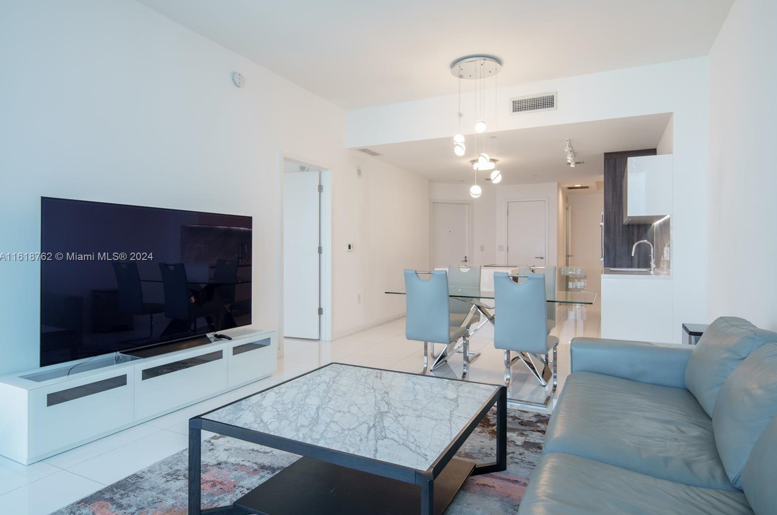 851 1st Ave, Miami FL  33132 exterior