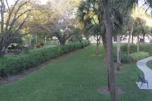 6085 N Sabal Palm Blvd, Tamarac, FL 33319 - Photo 8