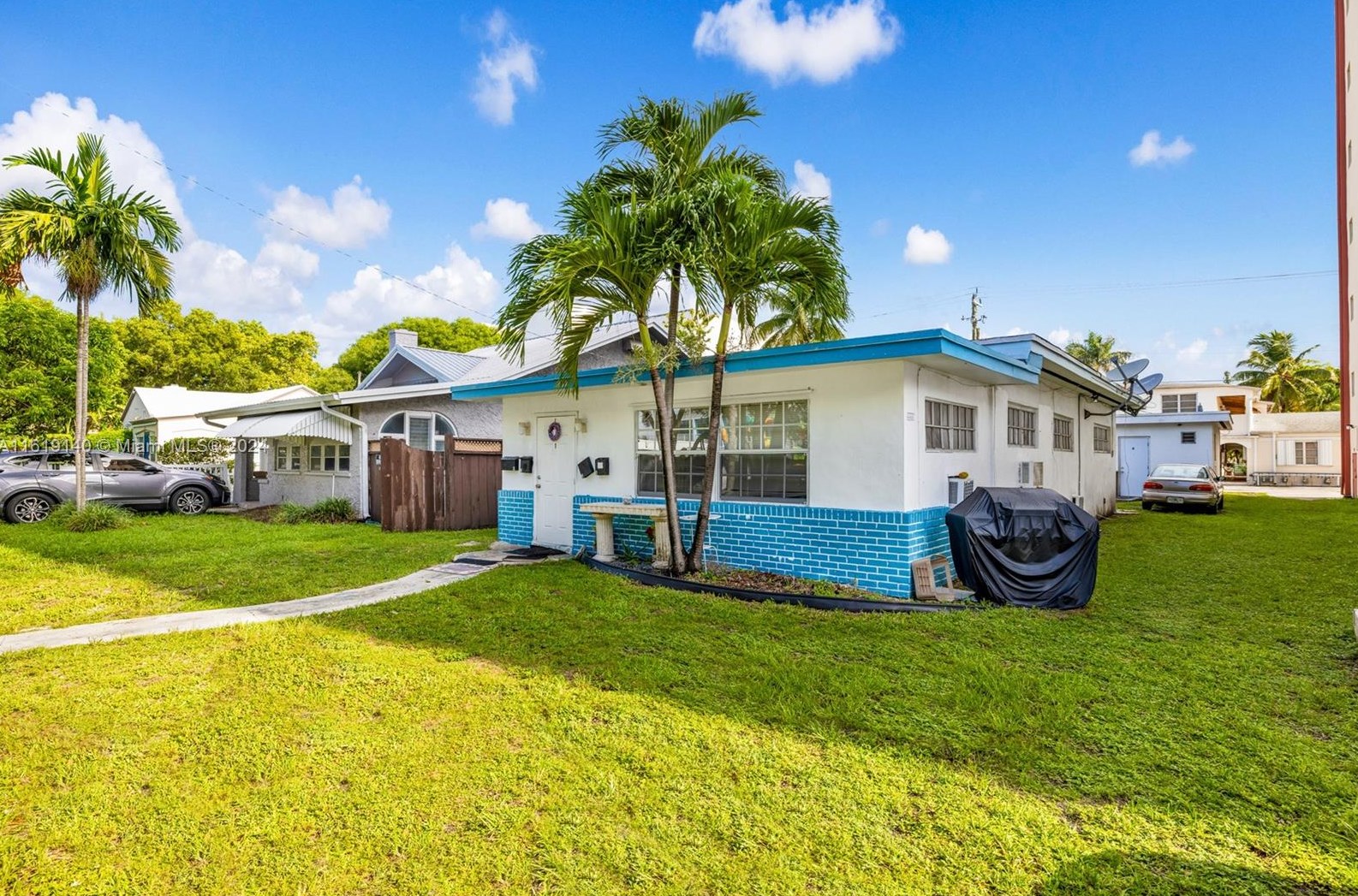 1711 Buchanan St, Hollywood, FL 33020-4029