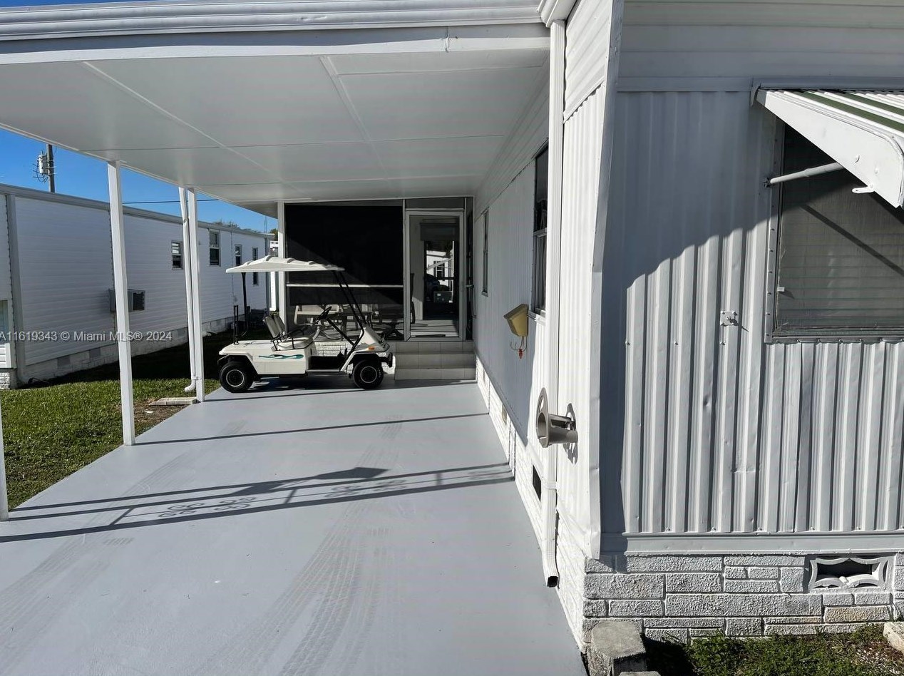 1332 S 33 Ave, Hollywood, FL 33021