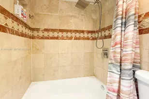 3901 S Ocean Dr, Hollywood, FL 33019 - Photo 16